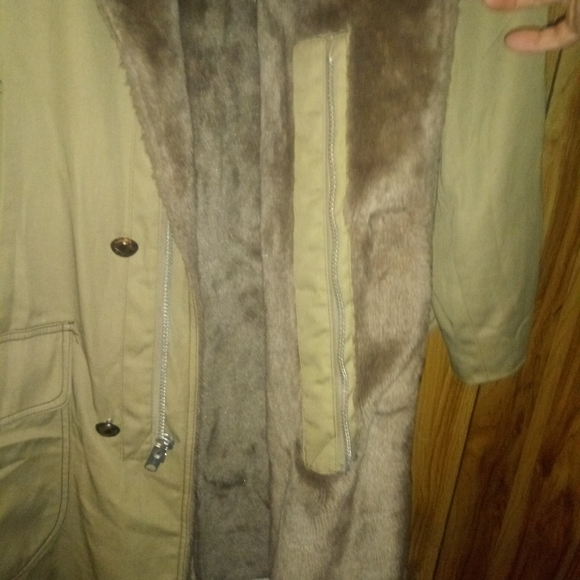 Jacket - Picture 2 of 8